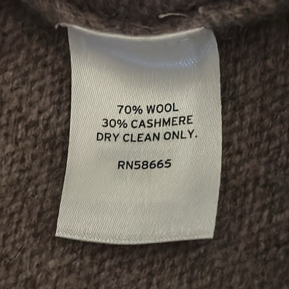 NORDSTROM Cashmere Wool Blend Taupe Turtleneck Sweater Soft Casual Size L M Work - Picture 8 of 8